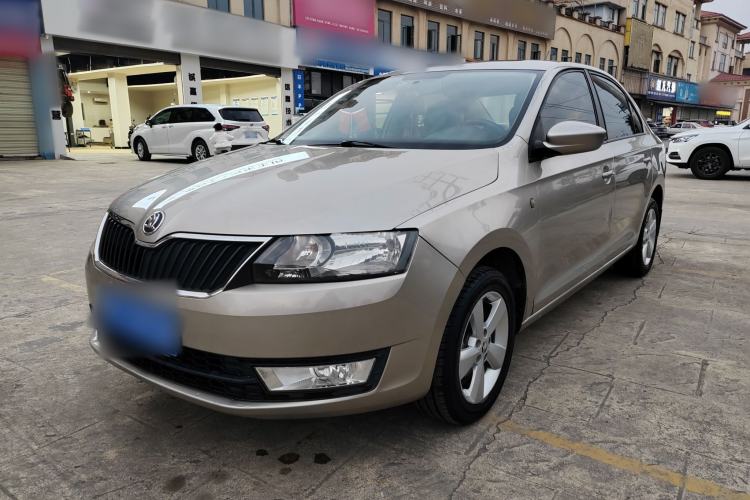 Used Skoda Rapid 2013 1.6L Manual Smart Selection Model