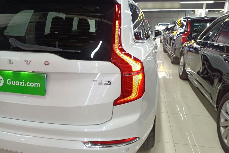 Used Volvo XC90 2018 T6 Prestige 7-Seater Right Rear Taillight