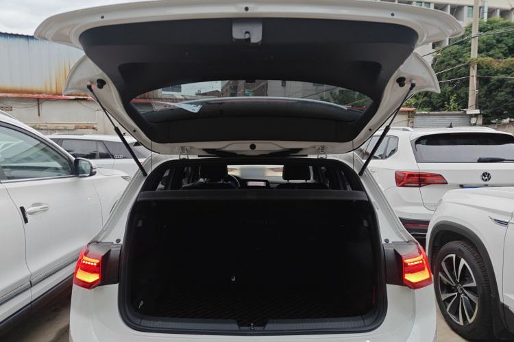 Used Volkswagen Golf 2023 280TSI DSG R-Line Lite
