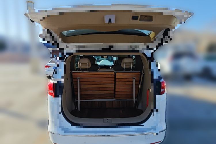 Used Buick GL8 2017 ES 28T Flagship Model China V Standard
