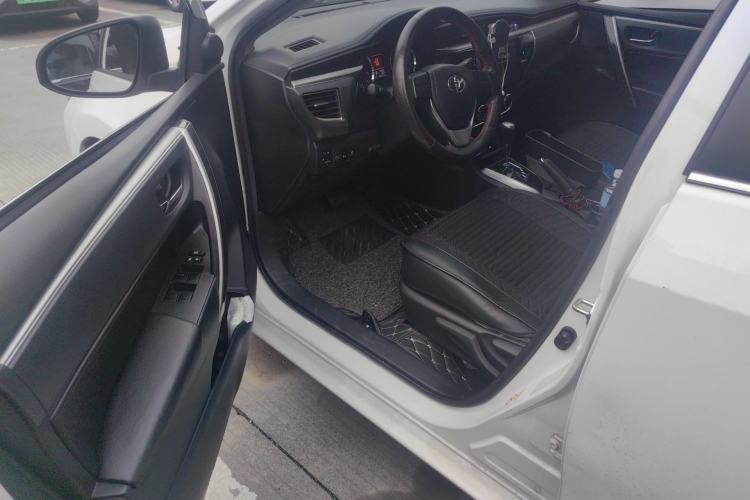 Used Toyota Corolla 2017 1.2T CVT GL-i
