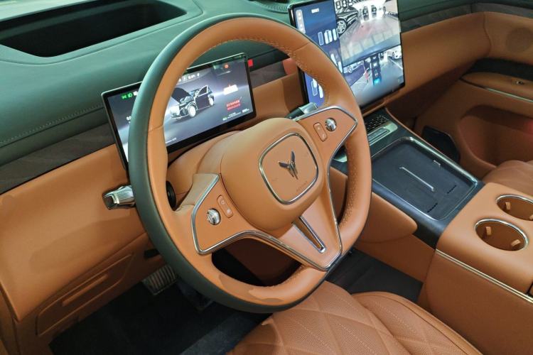 Used VOYAH Titan 2026 Model Max+ Steering Wheel