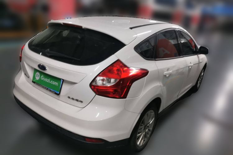 Used Ford Focus 2012 Hatchback 1.6L Automatic Comfort Model Rear Right 45 Deg