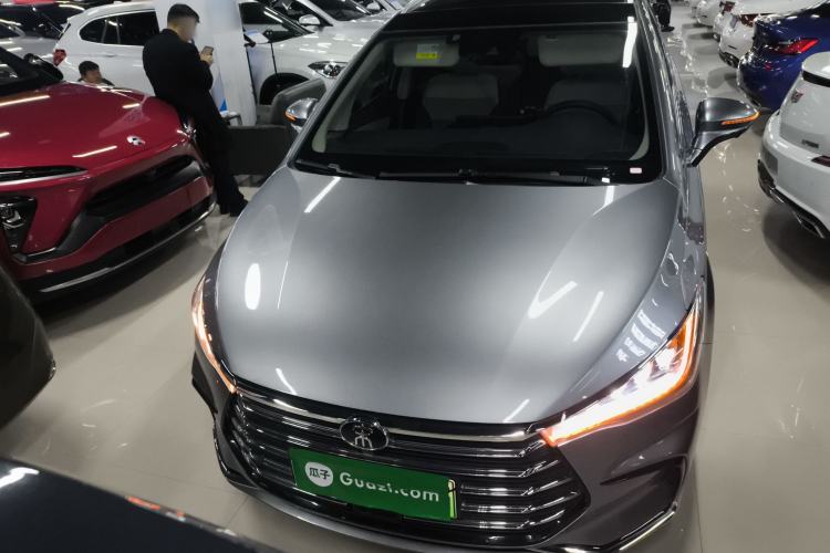 Used BYD Song MAX New Energy 2022 DM-i 105KM Flagship Model
