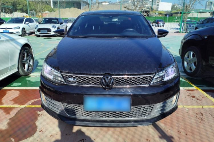 Used Volkswagen Sagitar 2013 2.0 TSI GLI