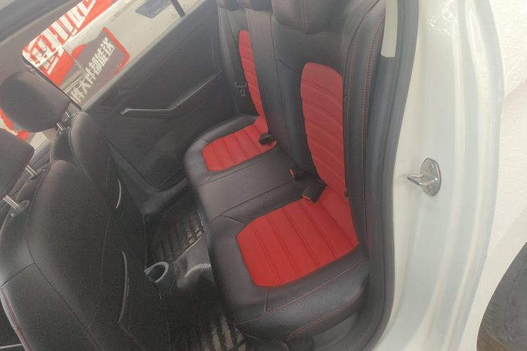 Used Volkswagen Jetta 2017 1.5L Automatic Fashion Model