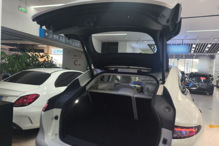 Used IM LS6 2026 Model Pure Electric Pro Max Trunk