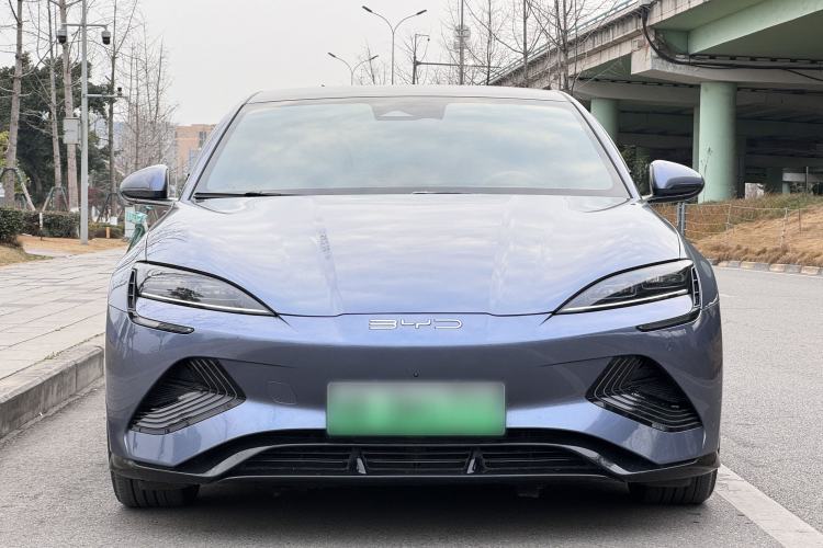 Used BYD Seal 2022 700 km Long-Range Rear-Wheel-Drive Version