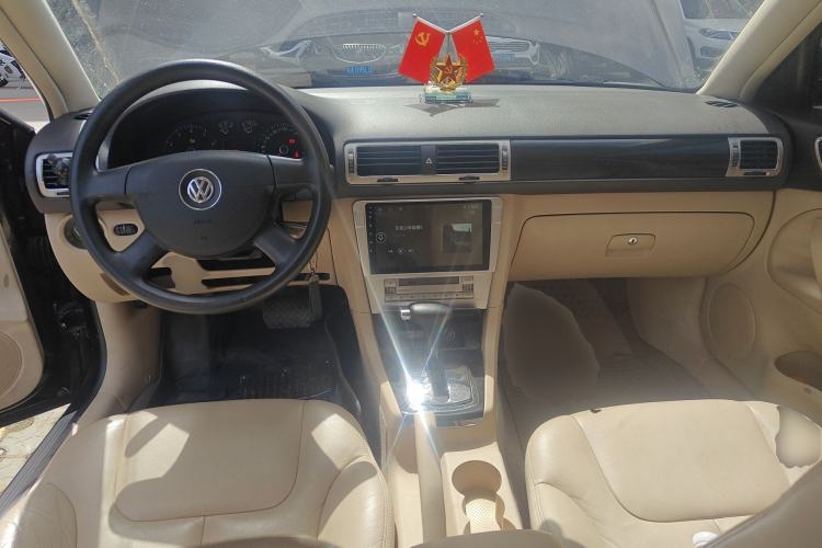 Used Volkswagen Passat 2009 2.0L MFI Automatic Luxury Edition