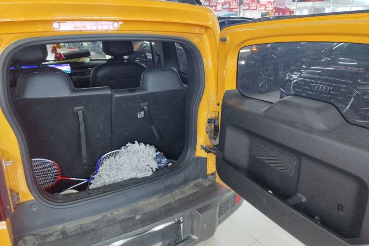 Used Baojun Spark 2023 Flagship Edition Trunk