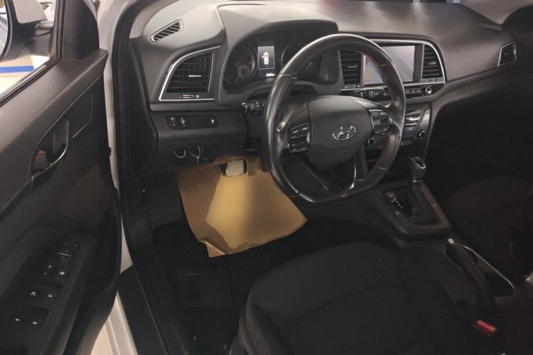 Used Hyundai Elantra (6th Generation / Lingdong) 2018 1.4T Dual-Clutch Xuan Dong · Dynamic Edition Driver Seat