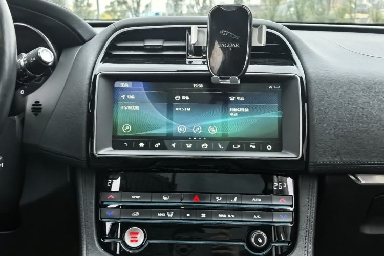 Used Jaguar F-PACE 2020 2.0T Urban Deluxe Edition
