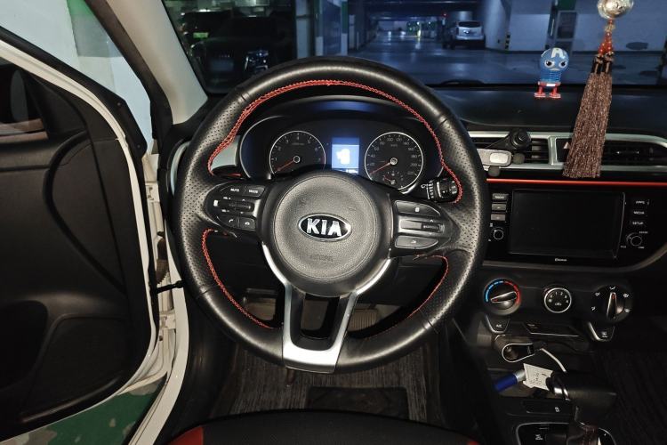 Used Kia KX Cross 2017 1.4L AT GLS
