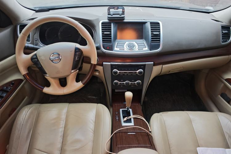 Used Nissan Teana 2008 Duke 2.5L XV Luxury Edition Center Console