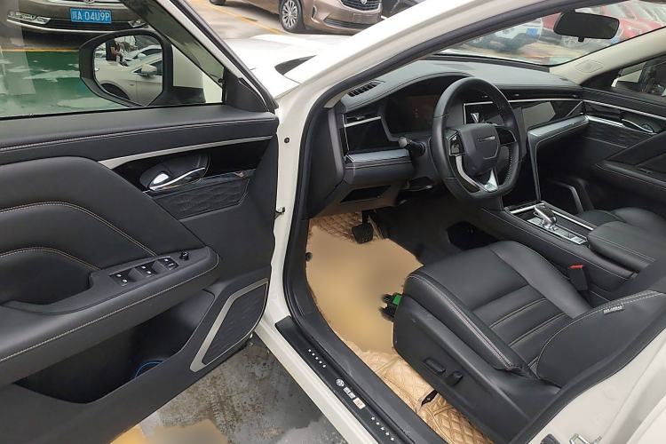 Used Venucia Star 2021 260T Automatic 48V Mild Hybrid Turbocharged Star Achieve Edition