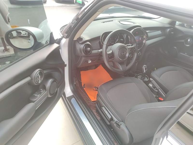 Used MINI 2023 1.5T ONE — 15