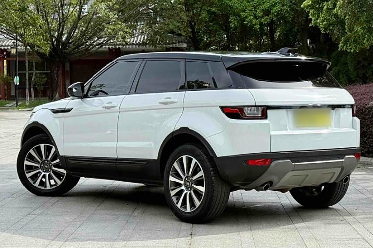 Used Land Rover Range Rover Evoque 2018 240 PS SE Smart Brilliance Edition