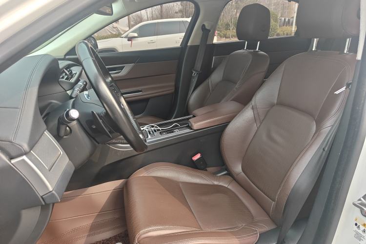 Used Jaguar XFL 2018 XFL 2.0T 250 PS Luxury Edition
