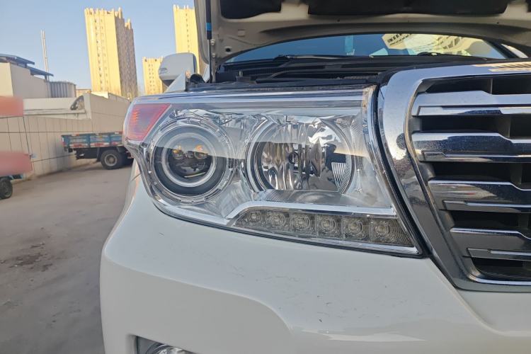 Used Toyota Land Cruiser 2010 4000 Middle East Edition
