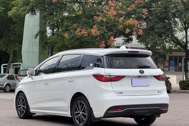 Used BYD Song MAX 2017 1.5T Automatic Smart Connect Elite 7-Seater