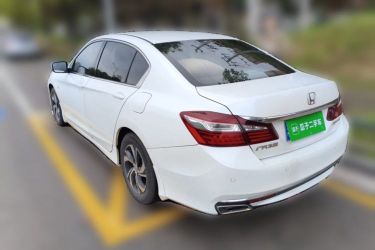 Used Honda Accord 2016 2.0L Elite Edition
