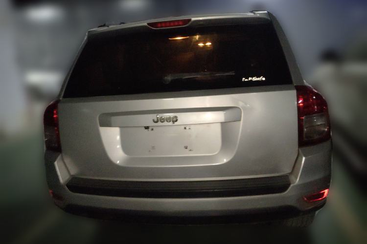 Used Jeep Compass 2011 2.0L two-wheel drive sport version