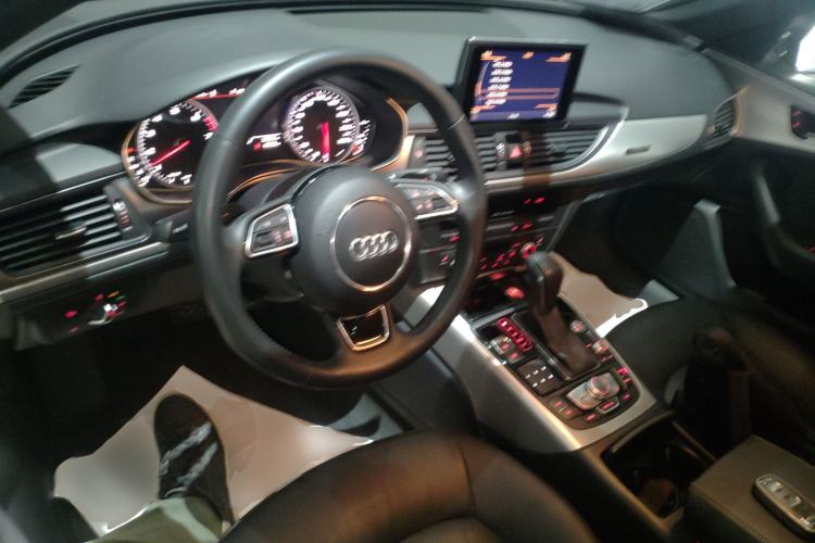 Used Audi A6L 2018 30th Anniversary Edition 45 TFSI quattro Sport model
