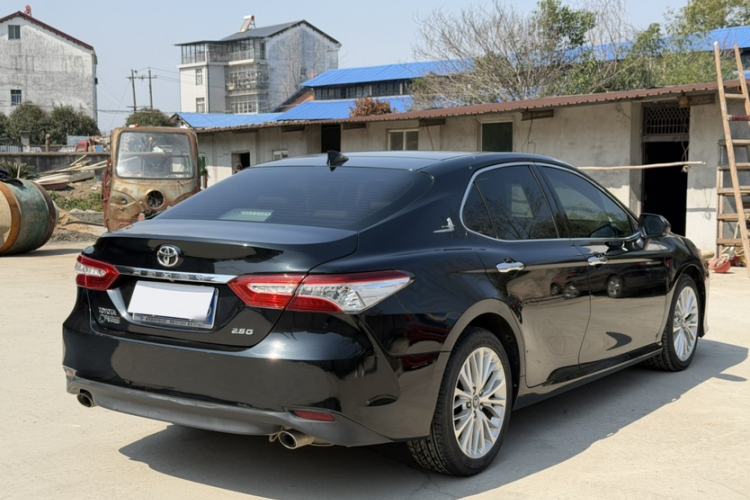 Used Toyota Camry 2018 2.5G Luxury Edition
