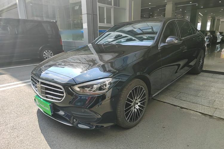 Used Mercedes-Benz C-Class 2023 Second Facelift C 260 L