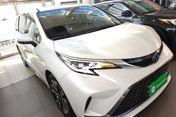 Used Toyota Granvia 2022 2.5L Hybrid Flagship Edition