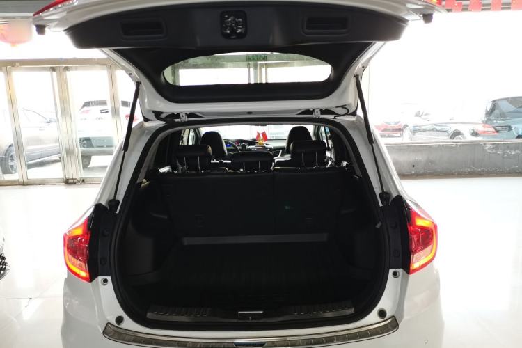 Used Honda Jade 2017 1.8L automatic Comfort version 5 seats
