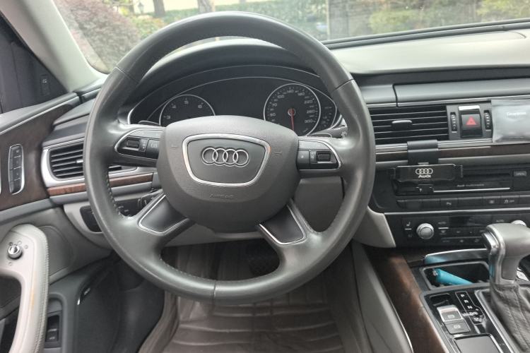Used Audi A6L 2012 35 FSI quattro Luxury Model
