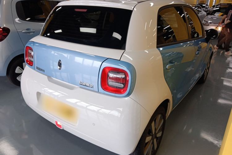 Used ORA Black Cat 2019 351 km Family Edition
