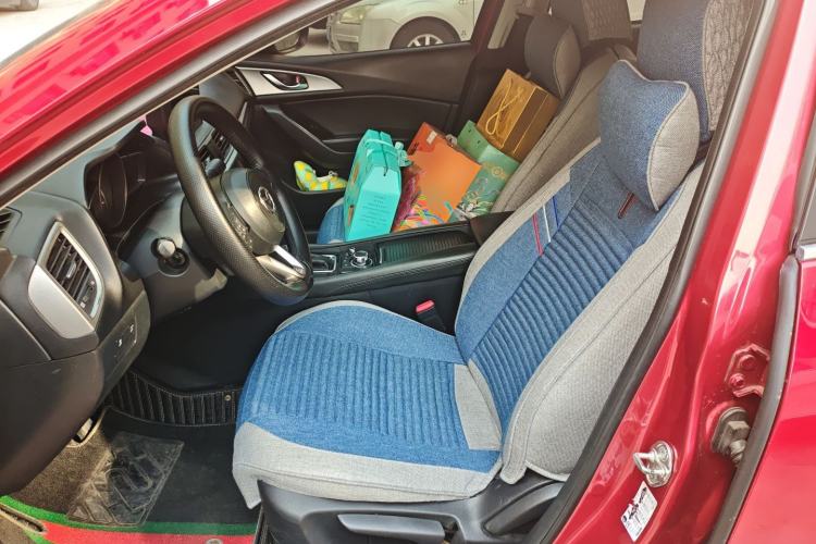 Used Mazda 3 Axela 2017 Sedan 1.5L Automatic Luxury Model Emission Standard China V