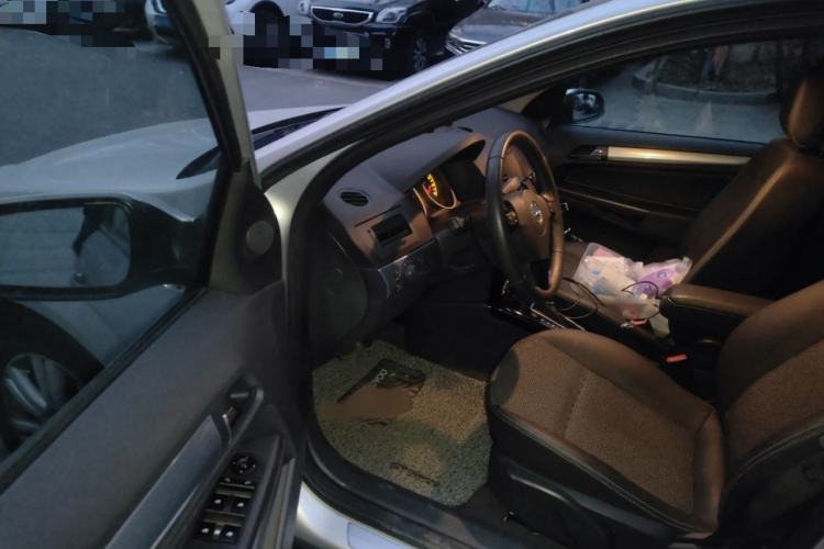 Used Opel Astra 2010 1.8 A+ Standard Edition