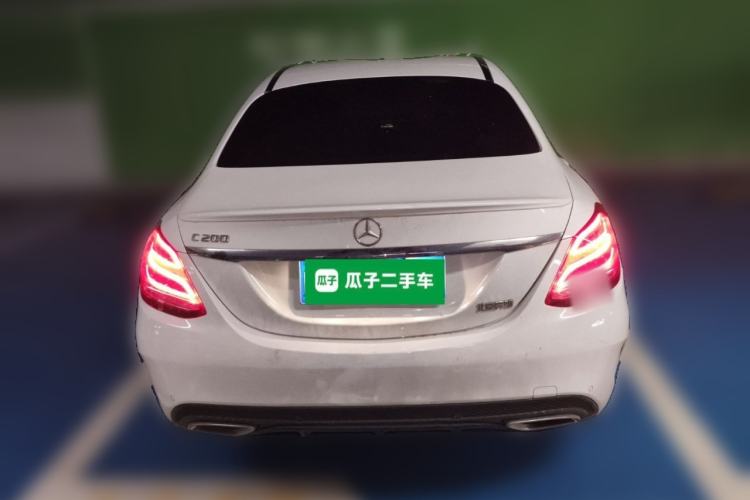 Used Mercedes-Benz C-Class 2017 Restyled C 200 Sport Edition Exterior 4