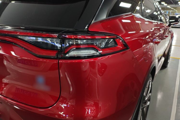 Used BYD Tang New Energy 2018 DM 2.0T All-Wheel Drive Smart Connect Innovation Model 5 Seats China V Emission Standard