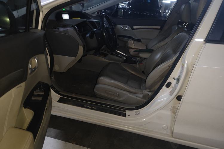 Used Honda Civic 2013 10th Anniversary 1.8L Automatic Luxury Edition