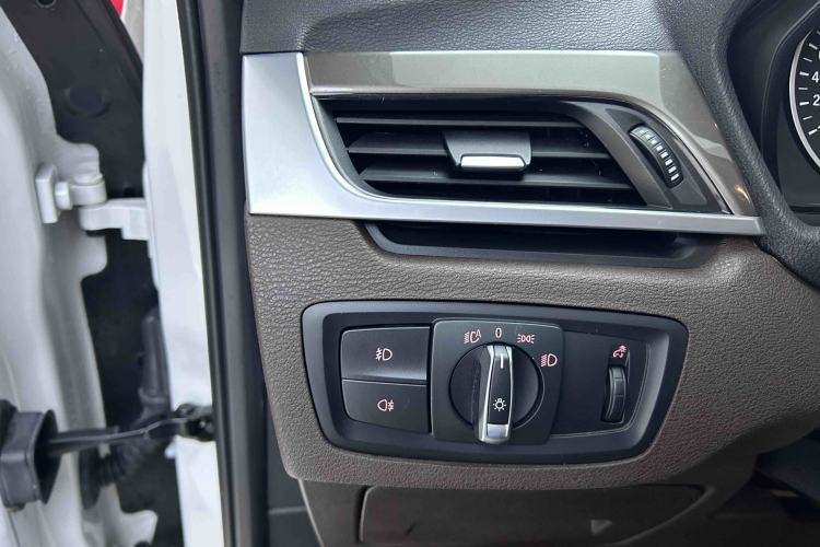 Used BMW X1 2018 xDrive20Li Luxury Edition
