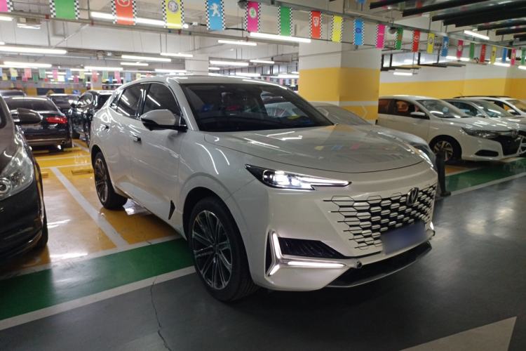 Used Changan UNI-K 2021 2.0T Prestige Edition
