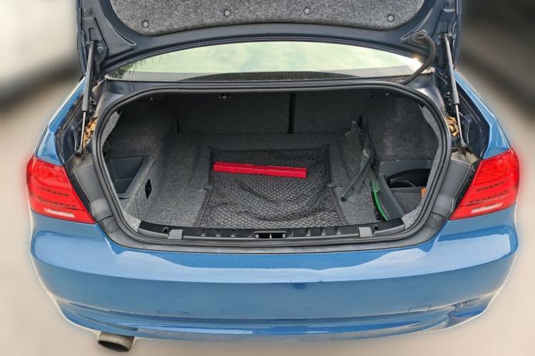 Used BMW 3 Series 2011 320i Coupe Trunk