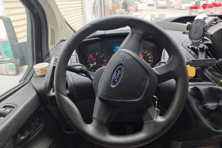 Used Ford Transit 2017 2.0T Diesel Multi-Function Commercial Vehicle Mid-Drive Mid-Roof China V Standard