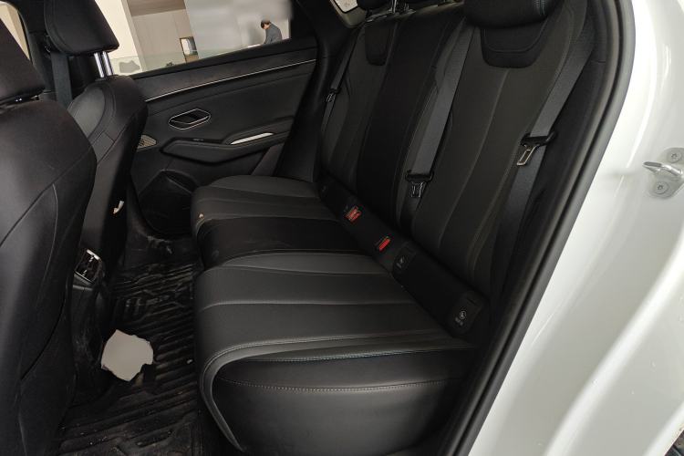 Used BYD Qin L 2025 DM-i Smart Drive 80KM Superior Model Left Rear Seat