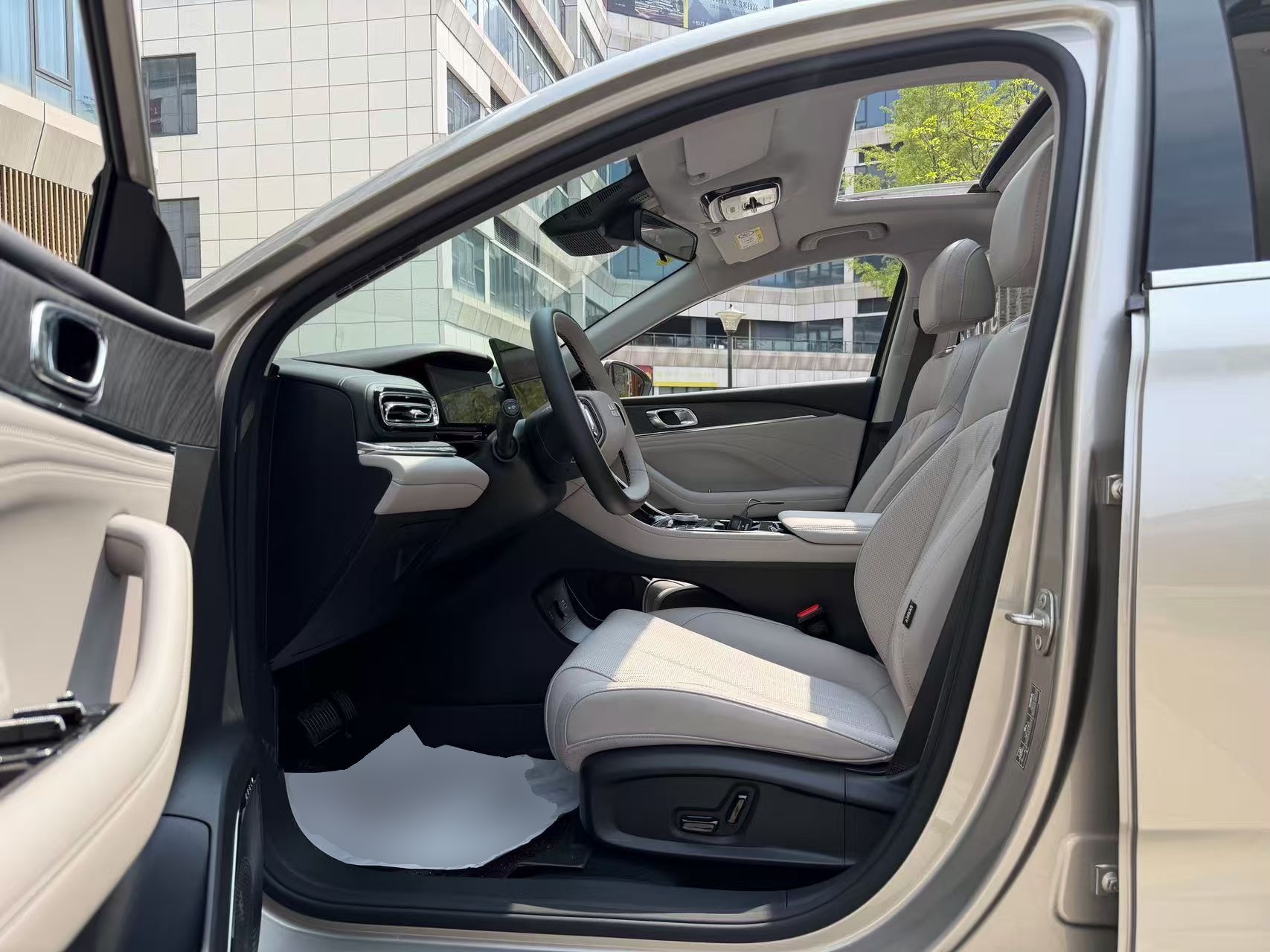 Geely Galaxy Stellar 6 2026 Model 125km Exploration+ Edition — снимка 17