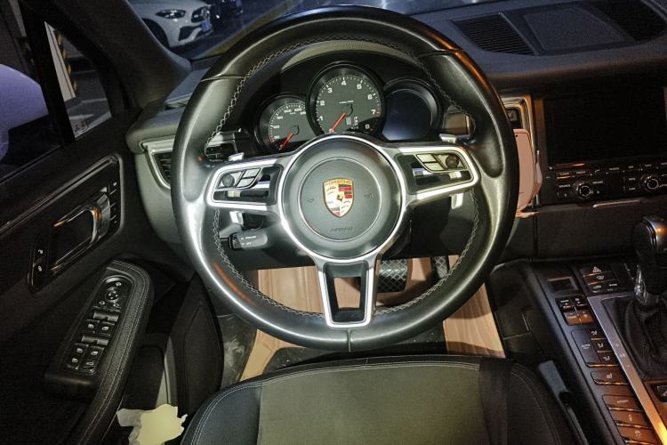 Used Porsche Macan 2014 Macan 2.0T
