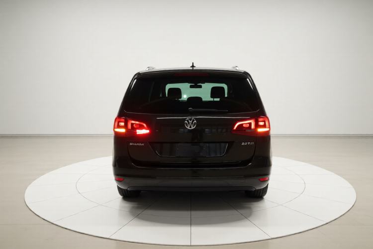 Used Volkswagen Sharan 2014 2.0 TSI Comfort Model
