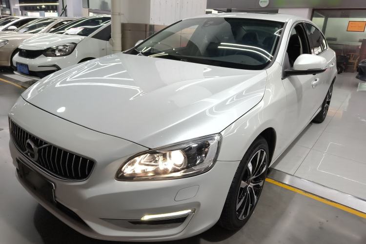 Used Volvo S60 2018 S60L T3 Smart Progress Edition