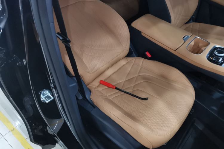 Used Geely Galaxy Xingjian 7 EM-i 2025 120km Exploration+ Version
