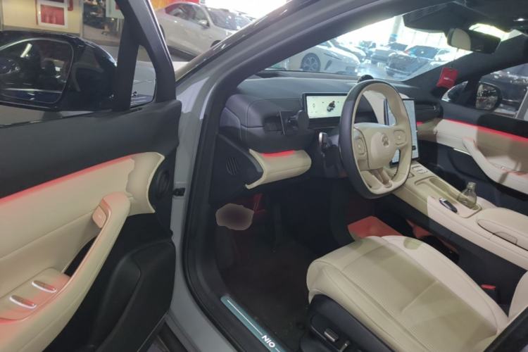 Used Nio ES6 2024 75 kWh
