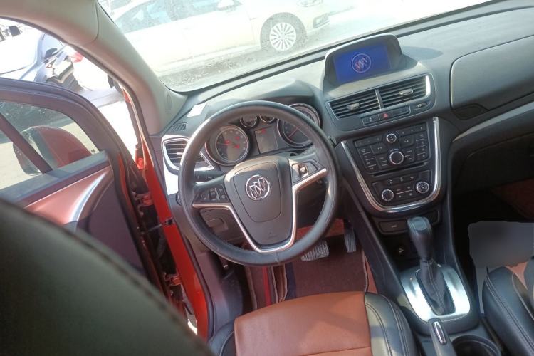 Used Buick Encore 2015 1.4T Automatic Two-Wheel Drive Urban Elite Version Steering Wheel